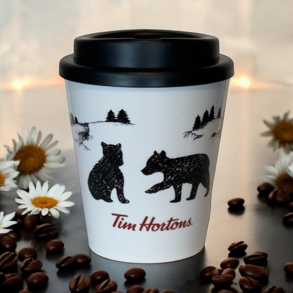 Tim Hortons 2018 Limited Edition Bear Reusable Togo Plastic Travel Mug Lid - Picture 1 of 14